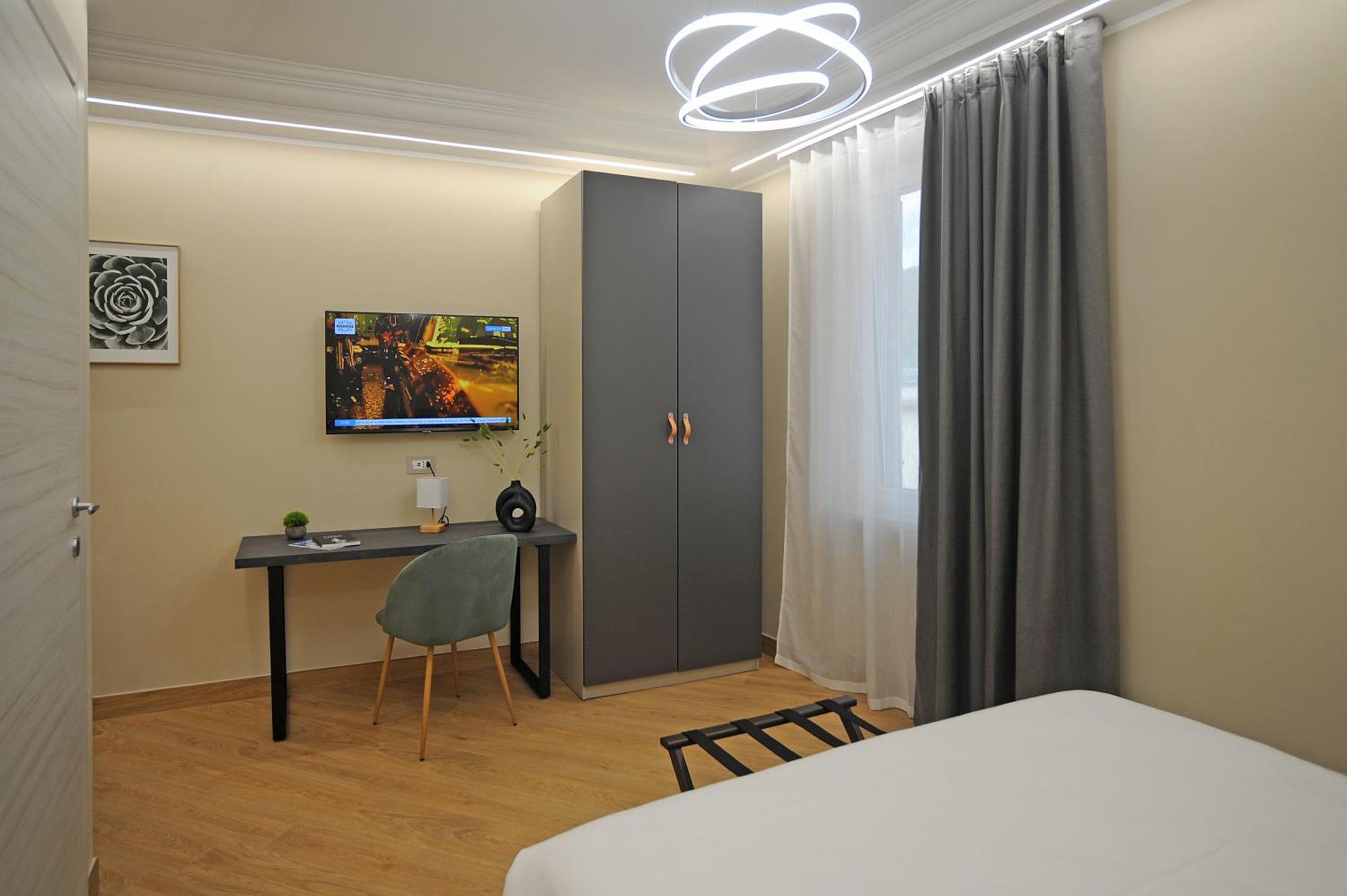 Mom Apartment Rooms&Suites Tivoli Exteriér fotografie